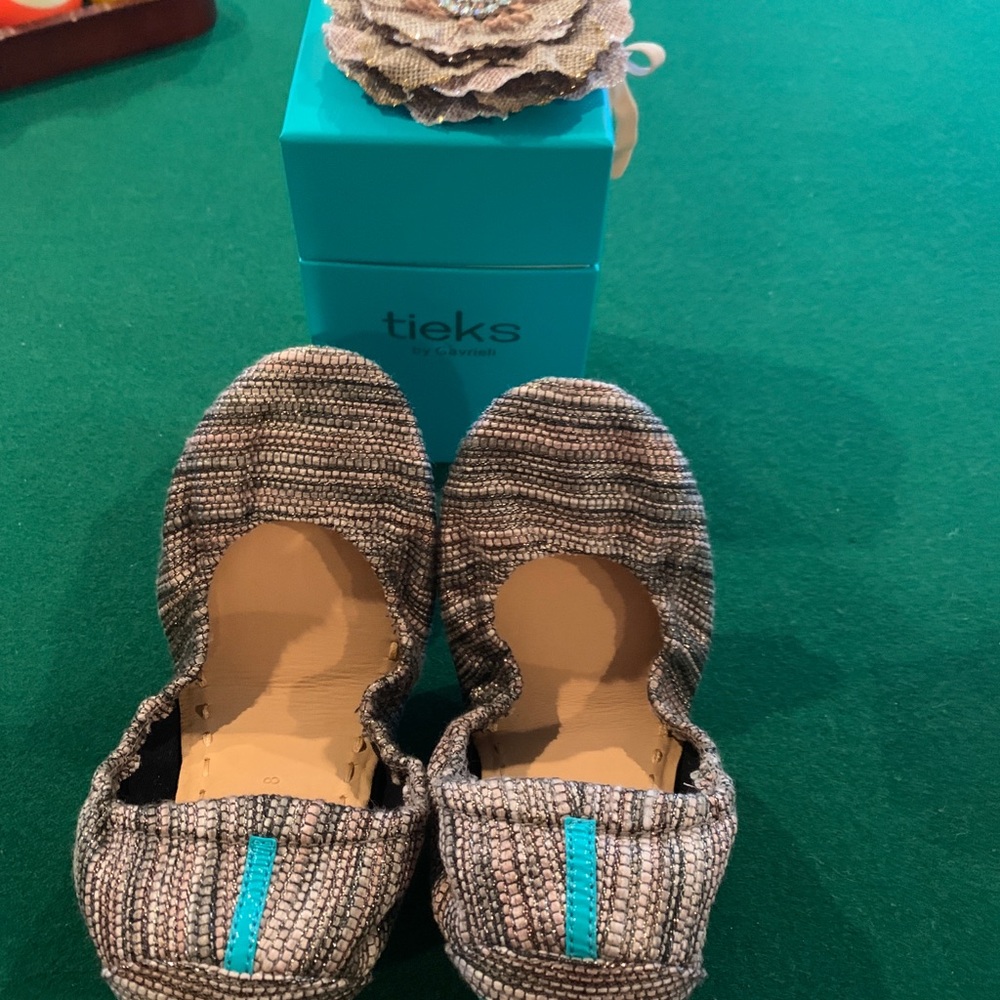NWT Tieks Mojave size 8